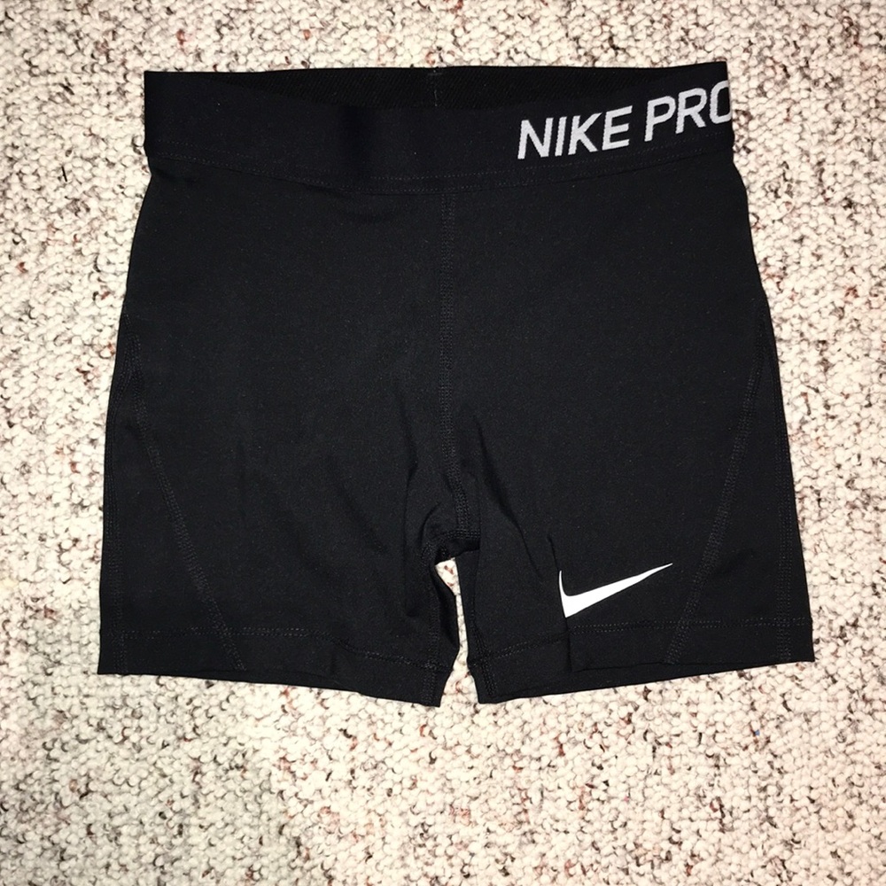Nike Pro shorts girls medium